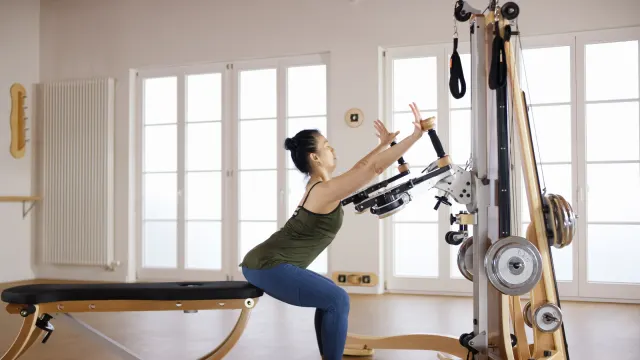 GYROTONIC Ultima XS滑輪塔設備 - 香港上環Relevé精品工作室專業運動設備